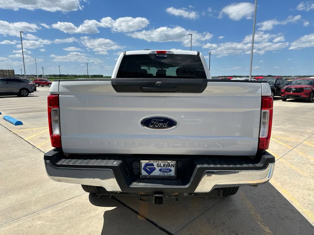 Used 2019 Ford F250 XLT AWD/4WD image 7
