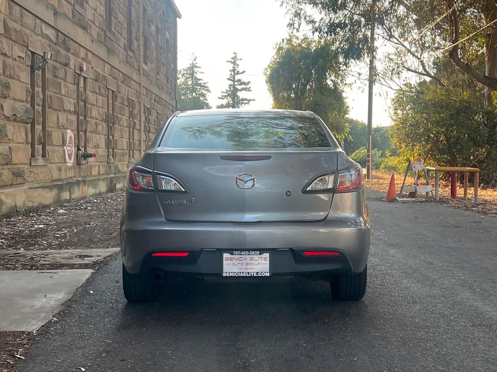 Used 2011 MAZDA MAZDA3 i Sport image 5