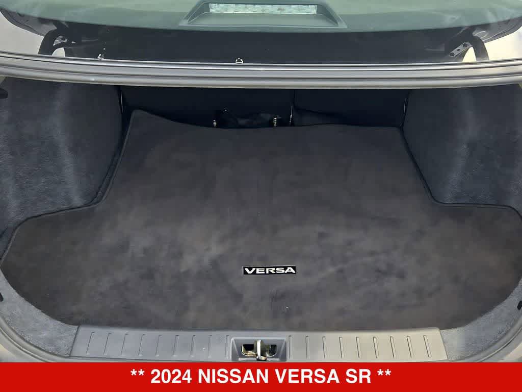 Used 2024 Nissan Versa SR FWD image 34
