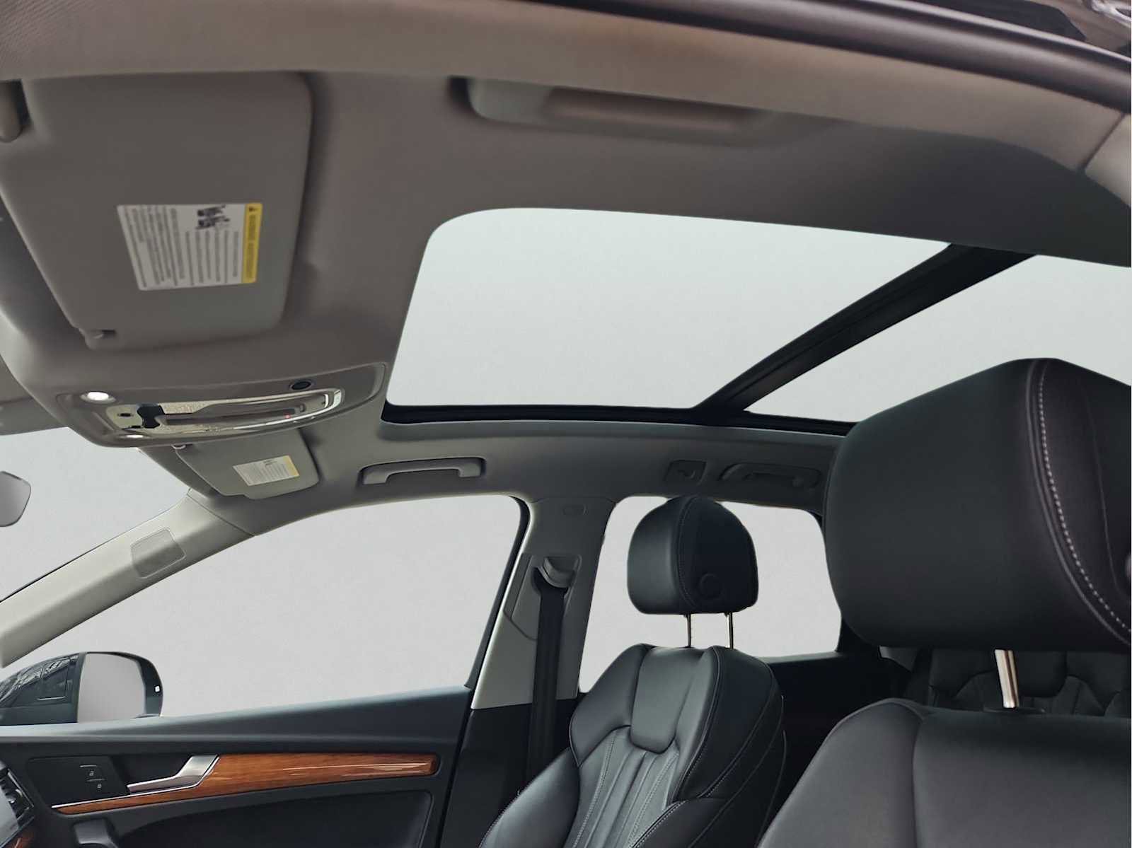 Certified 2023 Audi Q5 e Premium Plus w/ Premium Plus Package image 18