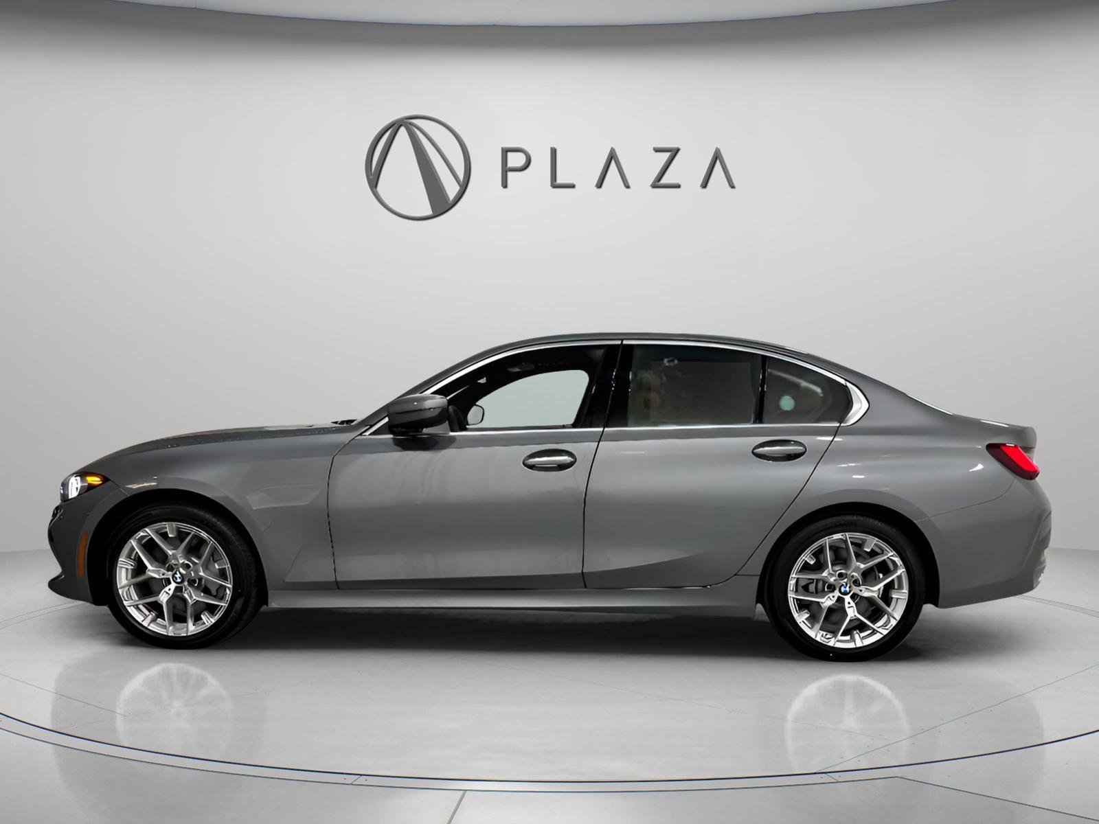 Used 2025 BMW 330i xDrive Sedan w/ Premium Package image 3