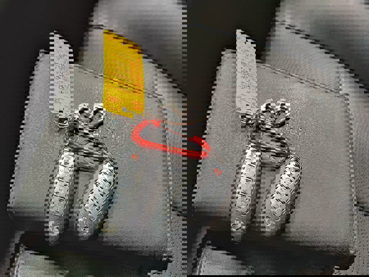 Used 2015 INFINITI Q70 L 3.7 w/ Technology Package image 40