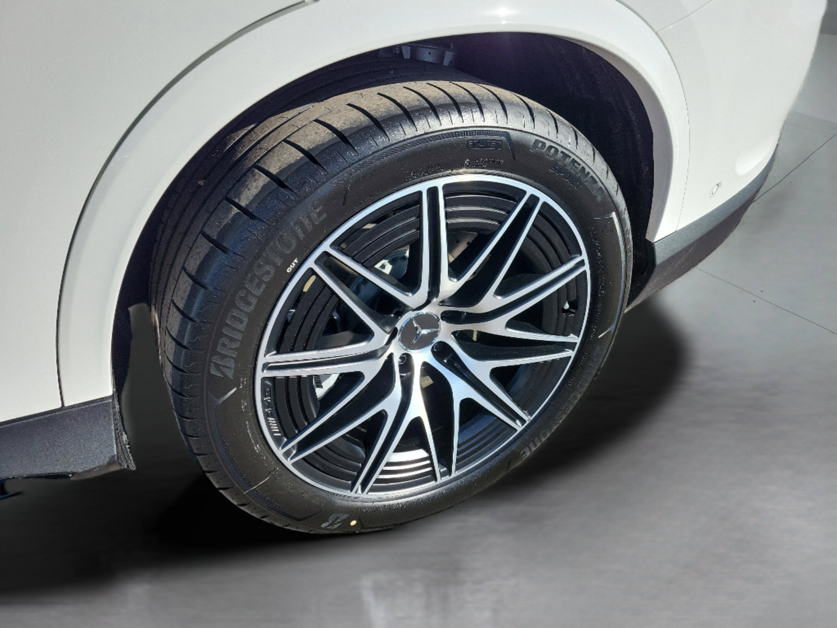 New 2026 Mercedes-Benz GLC 43 AMG 4MATIC image 34