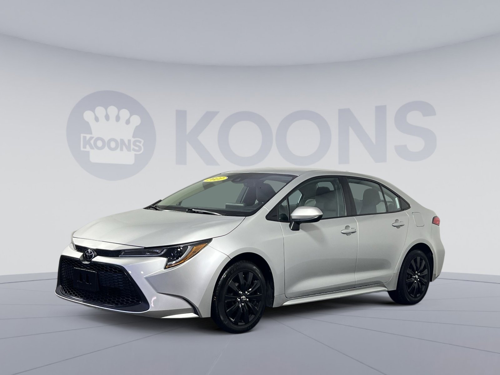 Used 2022 Toyota Corolla LE image 1