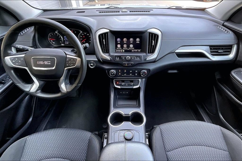 Used 2024 GMC Terrain SLE AWD/4WD image 15