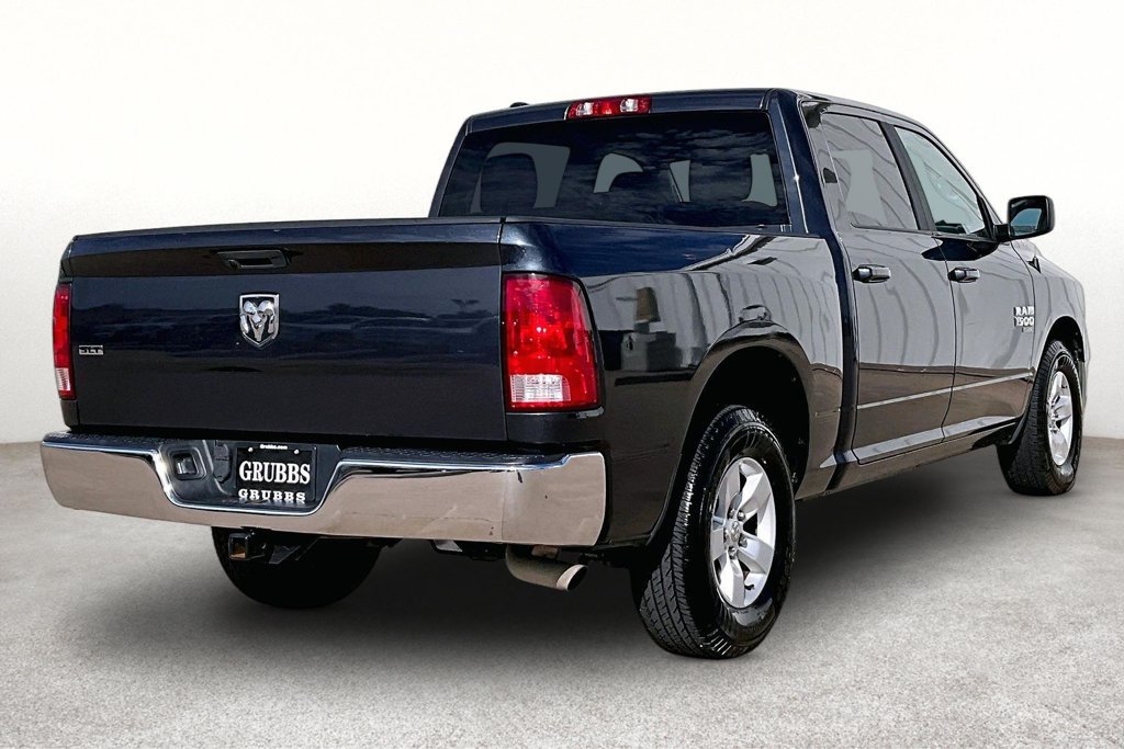 Used 2021 RAM 1500 Classic SLT RWD image 2