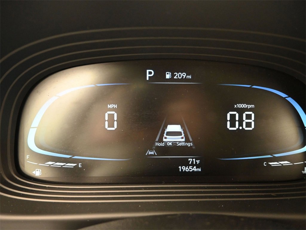 Used 2023 Hyundai Venue SEL image 20