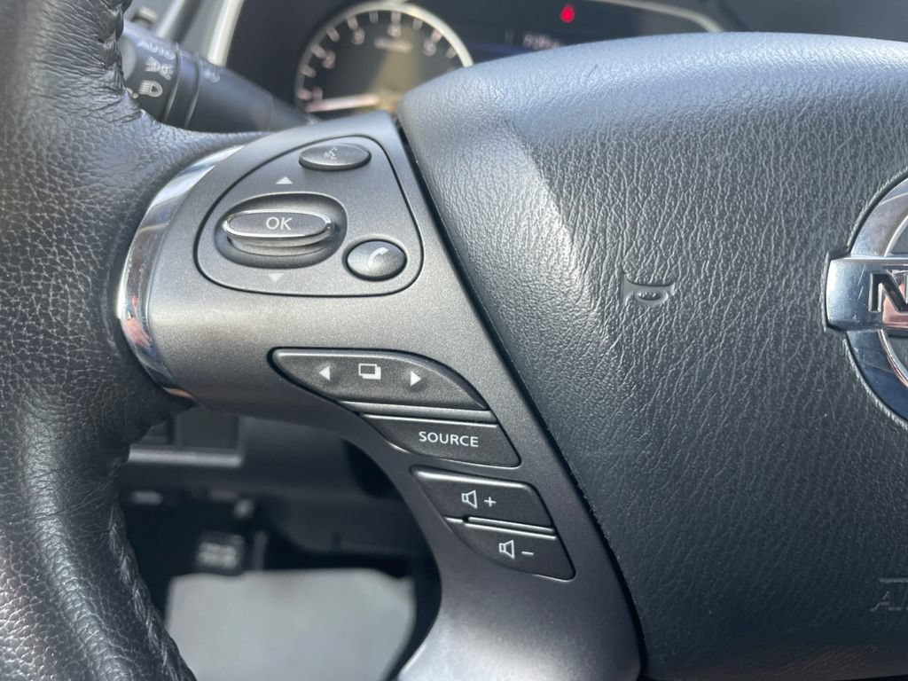 Used 2022 Nissan Murano SV AWD/4WD image 35