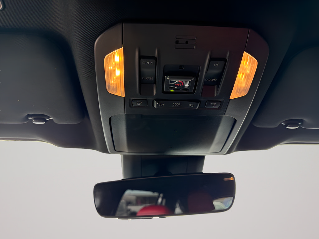 Used 2023 Toyota Highlander XSE FWD image 22