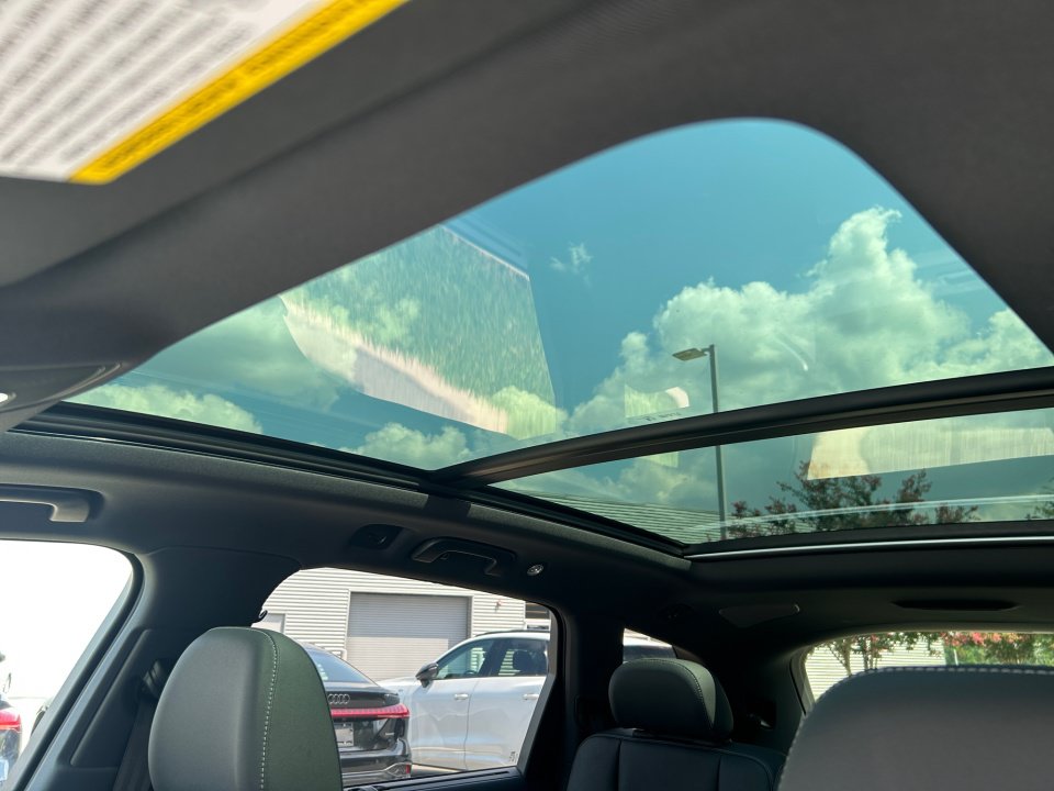 New 2026 Audi Q7 Premium Plus AWD/4WD image 21