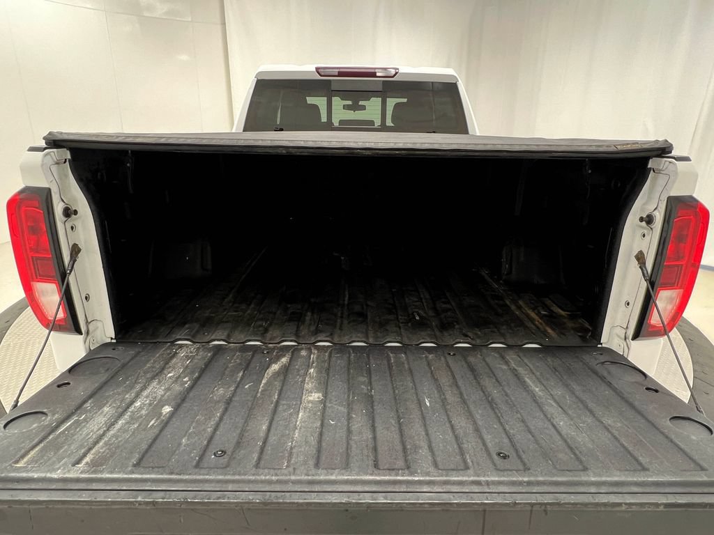 Used 2019 GMC Sierra 1500 SLE w/ X31 Off-Road Package AWD/4WD image 28
