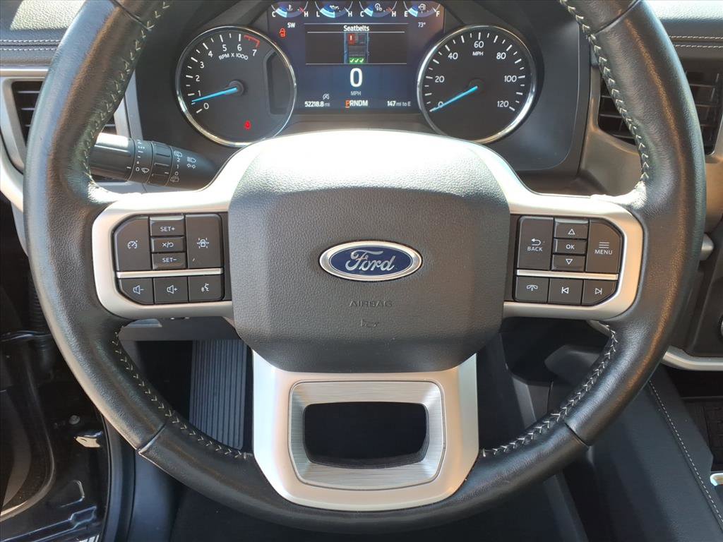Used 2024 Ford Expedition XLT image 12