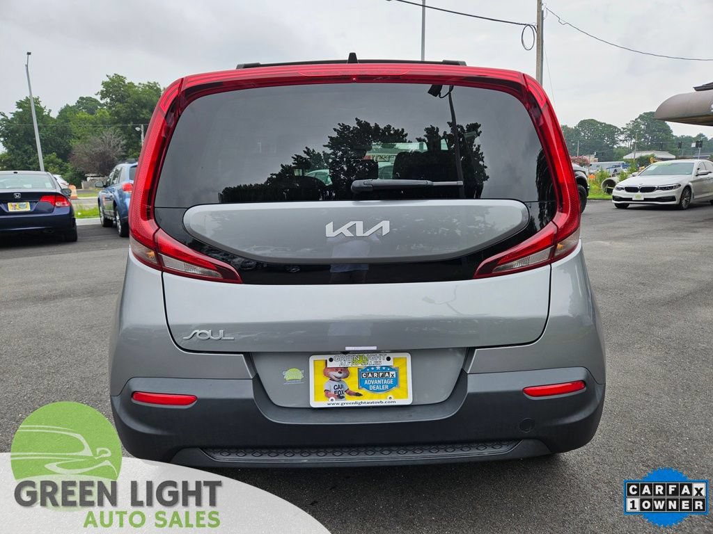 Used 2022 Kia Soul LX FWD image 6