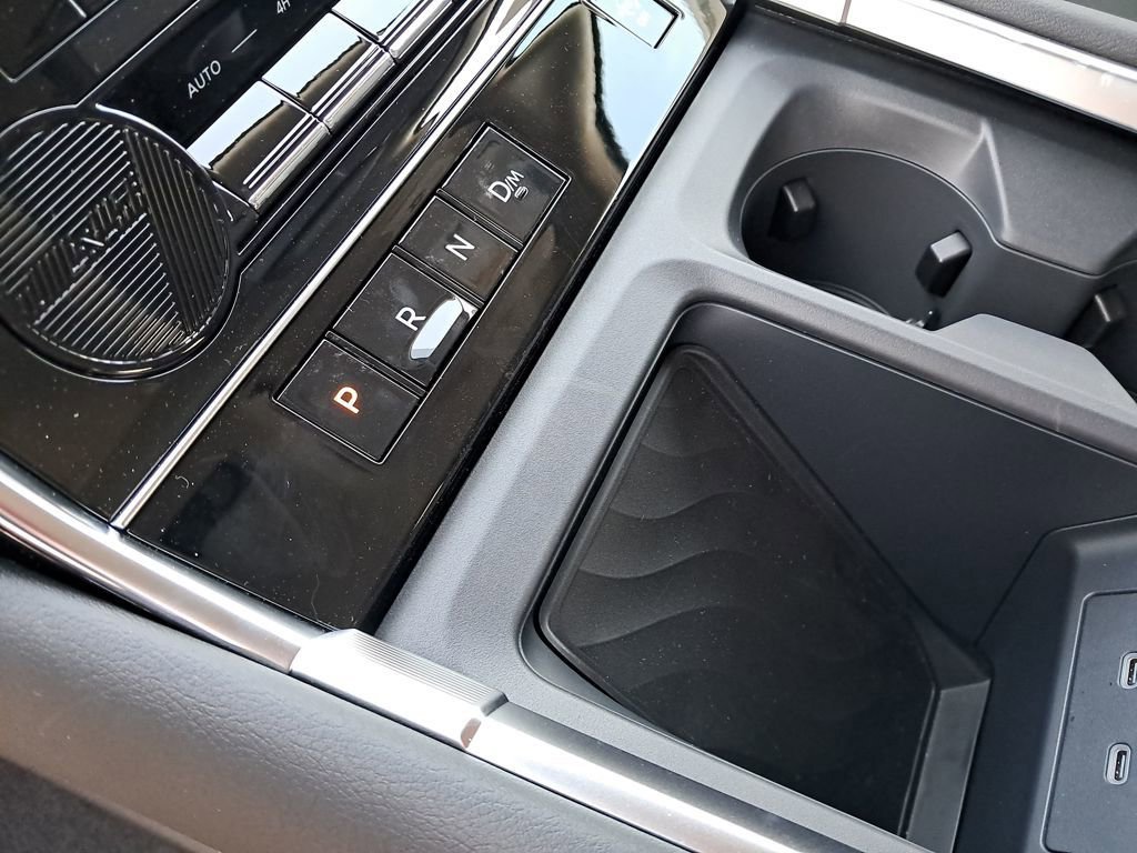 New 2026 Nissan Armada SV image 15