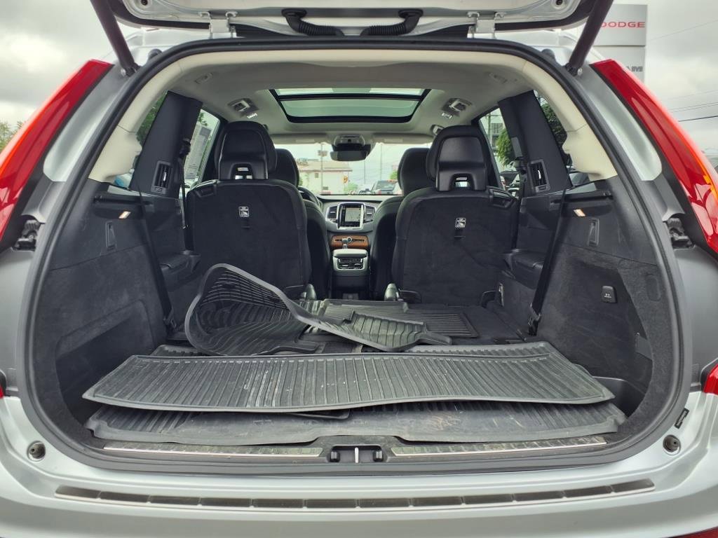 Used 2022 Volvo XC90 T6 Momentum image 19