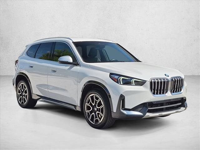 Used 2023 BMW X1 xDrive28i w/ Convenience Package AWD/4WD image 3