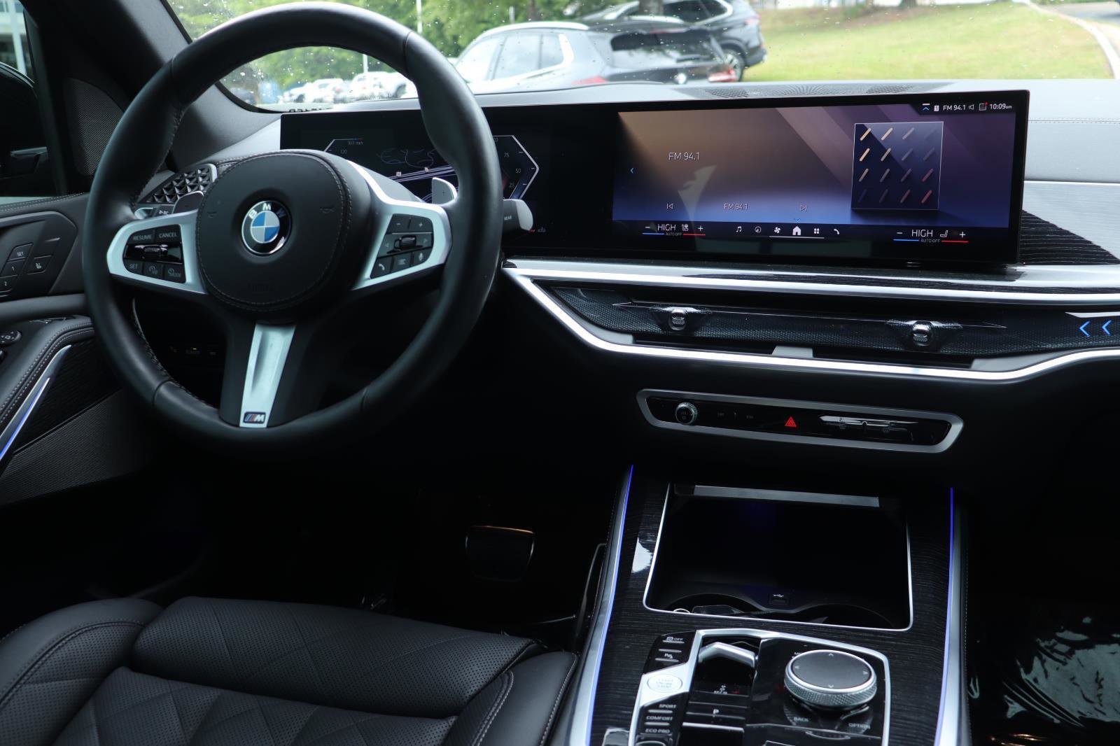 Used 2025 BMW X5 sDrive40i w/ M Sport Package RWD image 29