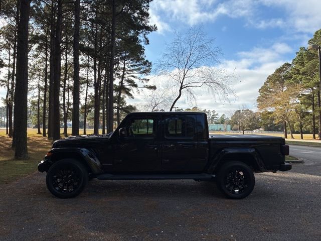 Used 2023 Jeep Gladiator Overland image 7