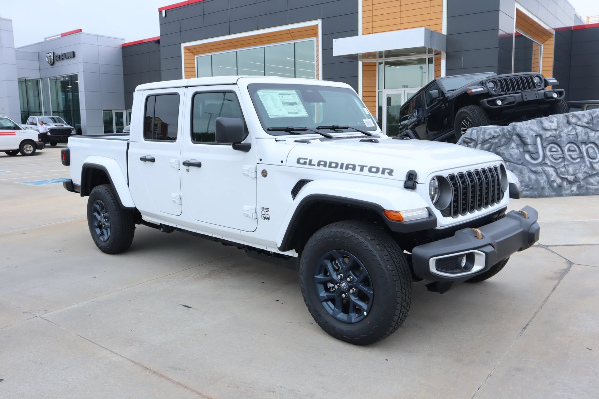 New 2026 Jeep Gladiator Sport AWD/4WD image 1