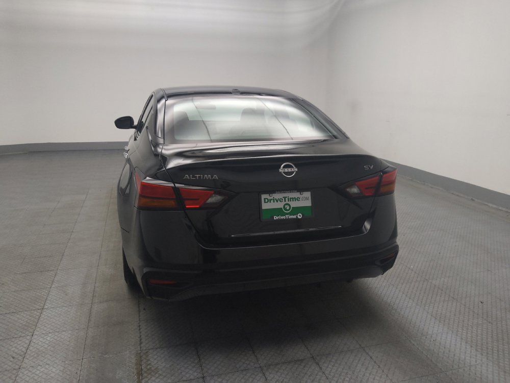 Used 2024 Nissan Altima 2.5 SV FWD image 6