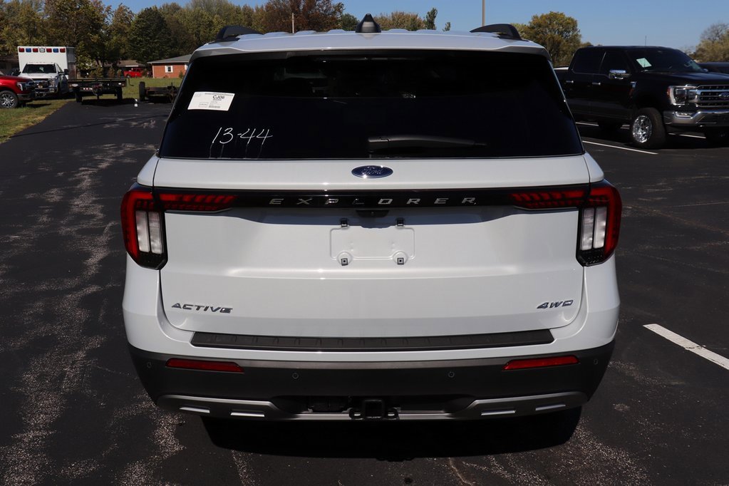 New 2026 Ford Explorer Active image 11