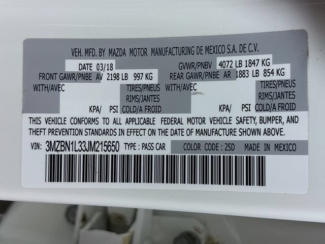 Used 2018 MAZDA MAZDA3 Touring FWD image 32