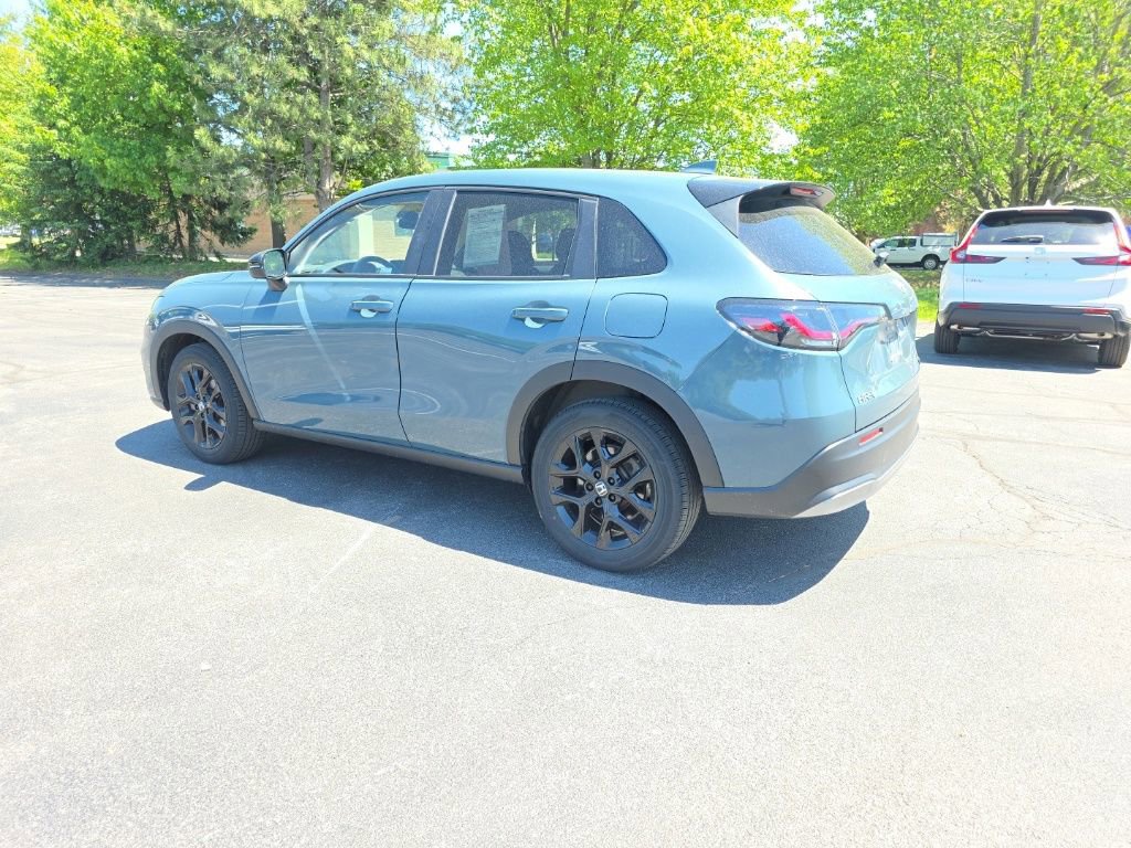 Used 2024 Honda HR-V Sport image 5