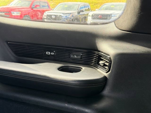 Used 2023 Jeep Grand Wagoneer Series II AWD/4WD image 41