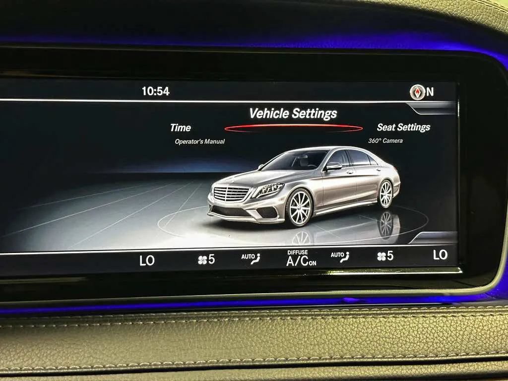 Used 2015 Mercedes-Benz S 63 AMG 4MATIC Sedan image 37