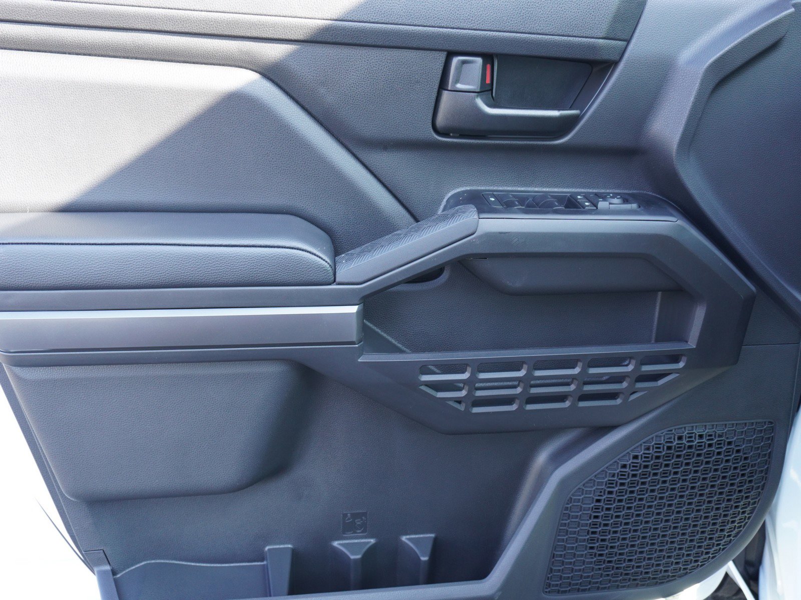 New 2026 Toyota Tacoma SR5 image 18