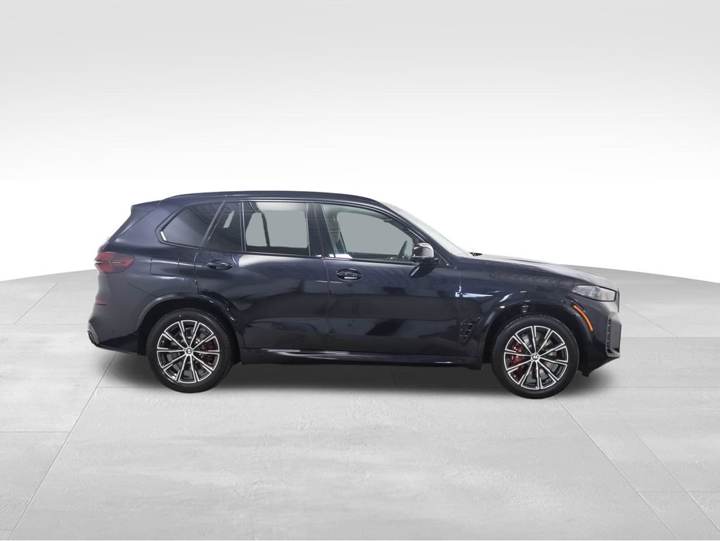 New 2026 BMW X5 M60i image 6
