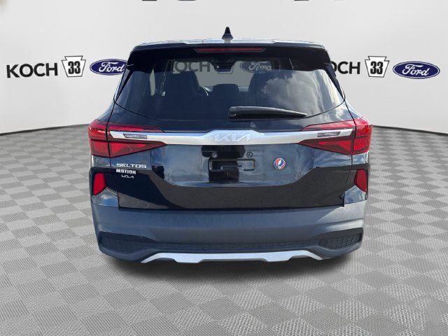 Used 2023 Kia Seltos LX AWD/4WD image 7