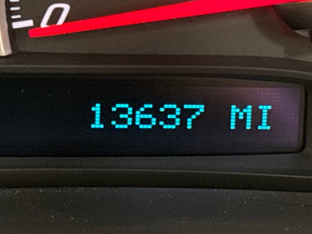 Used 2013 Chevrolet Corvette 427 w/ 1SB Preferred Equipment Group image 16