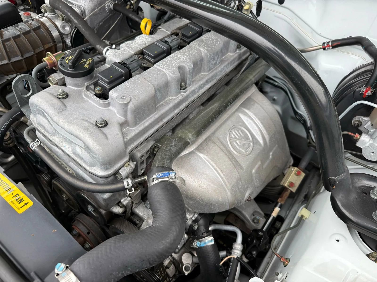 Used 2003 Chevrolet Tracker 4WD Convertible image 32