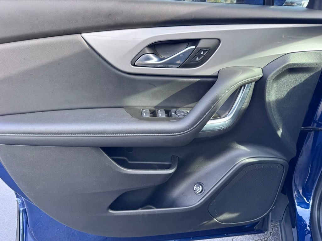 Used 2022 Chevrolet Blazer LT image 12