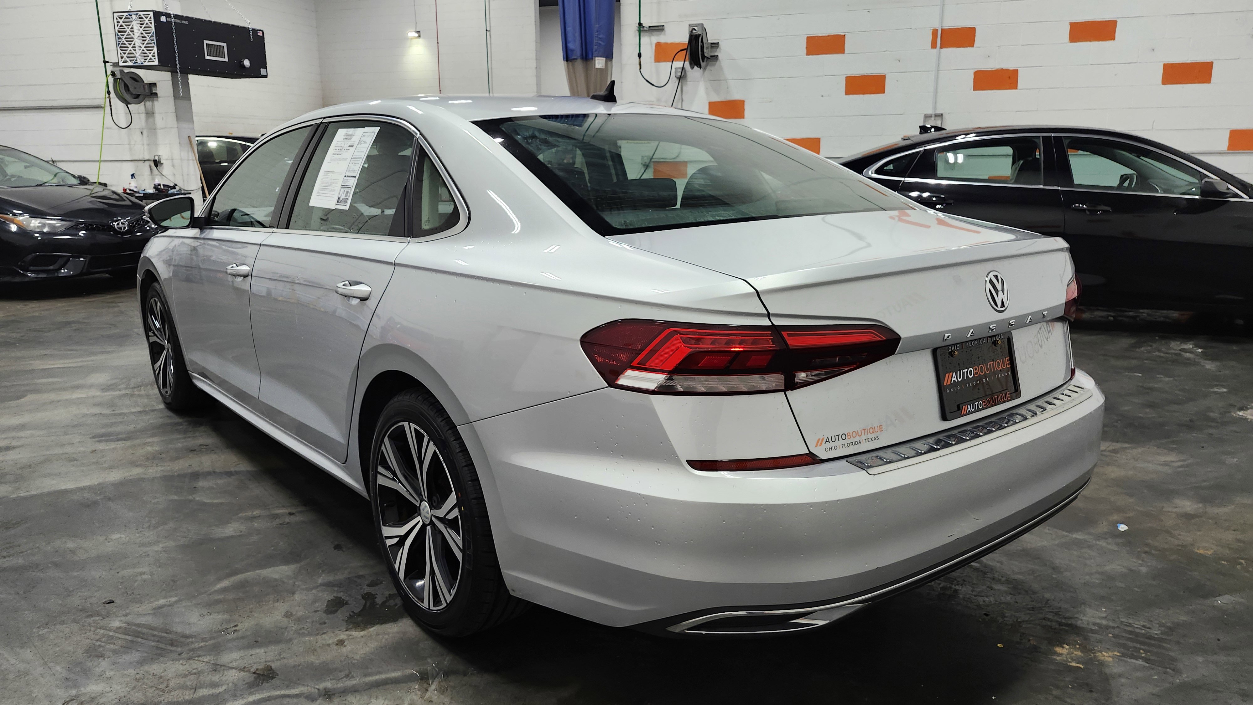 Used 2021 Volkswagen Passat 2.0T SE image 14