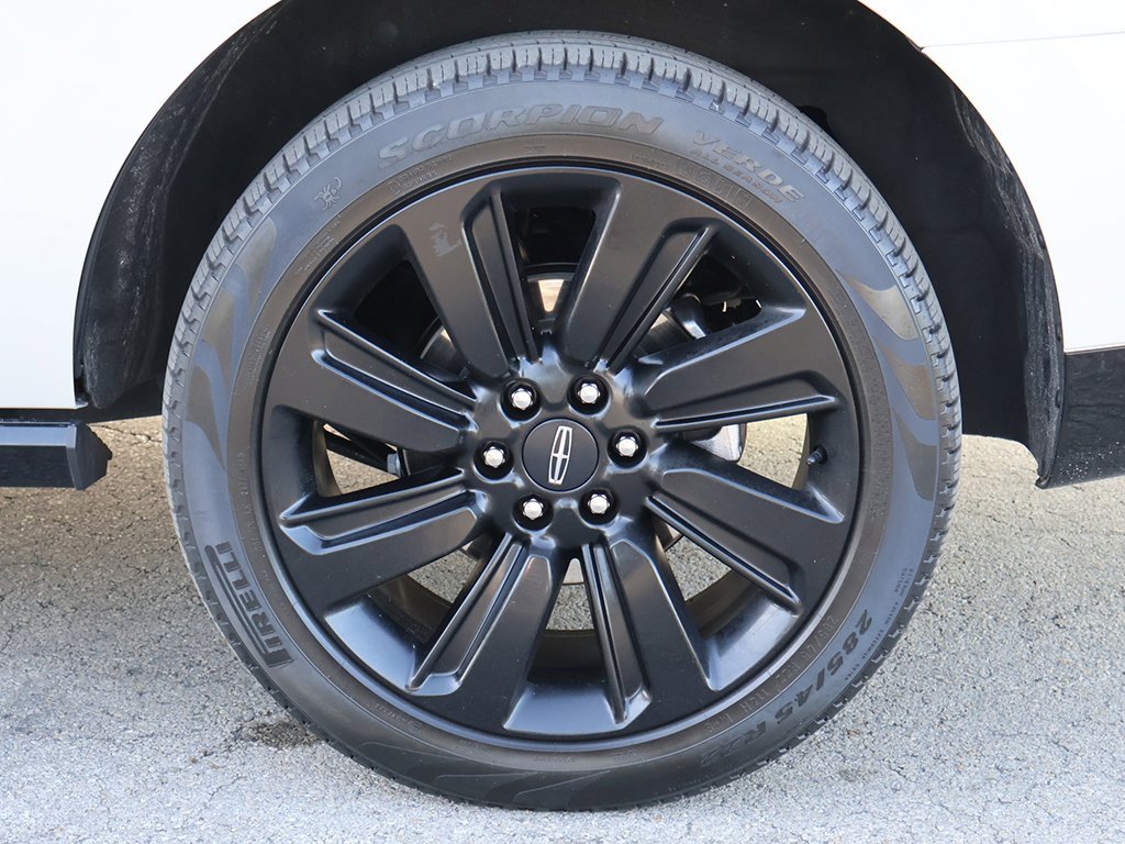 Used 2022 Lincoln Navigator Reserve image 29