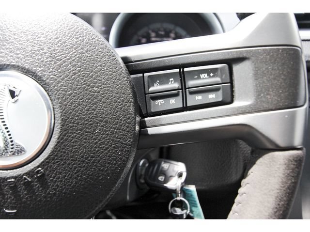 Used 2013 Ford Mustang Shelby GT500 RWD image 17