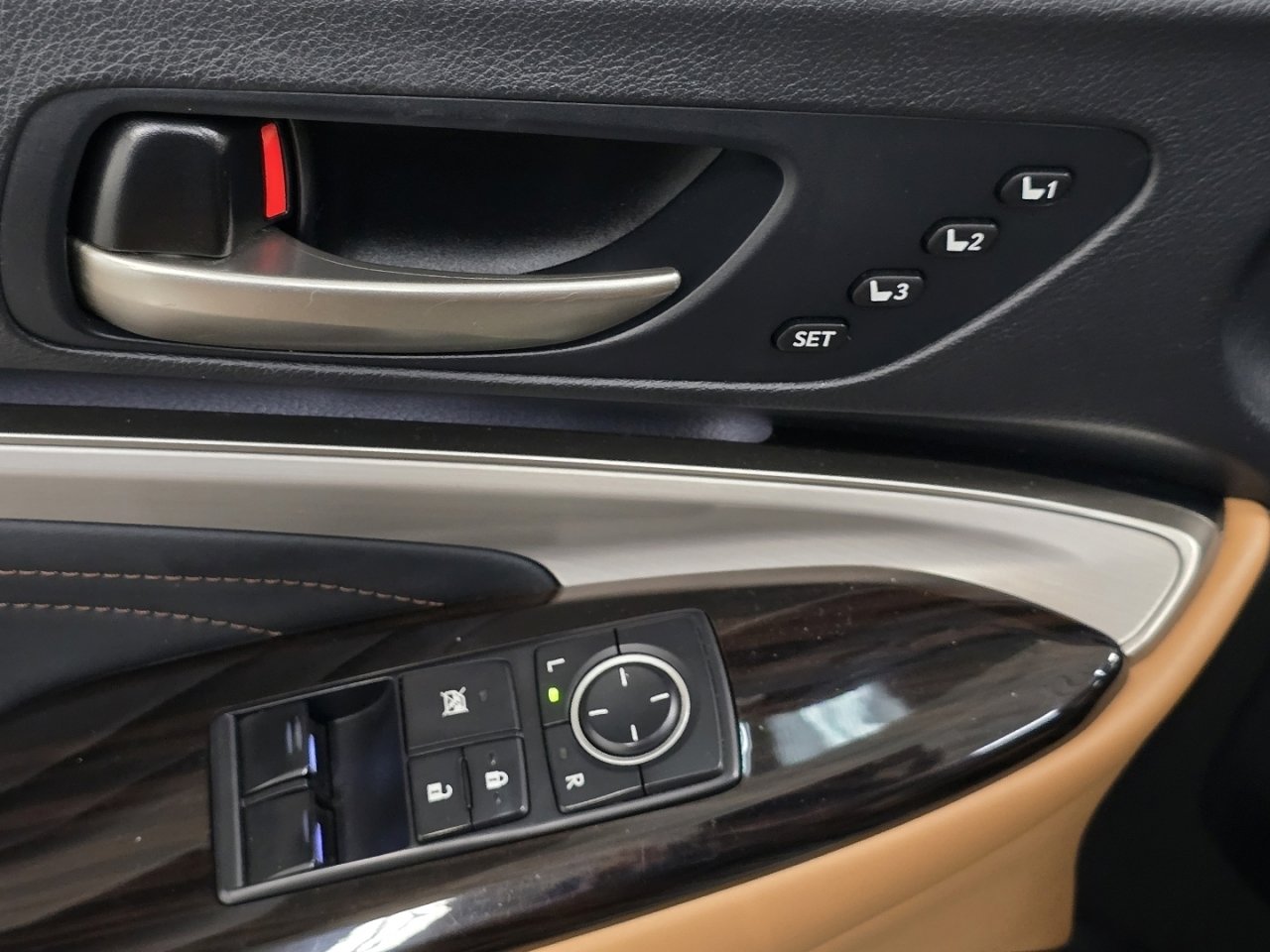 Used 2015 Lexus RC 350 AWD w/ Luxury Package image 26