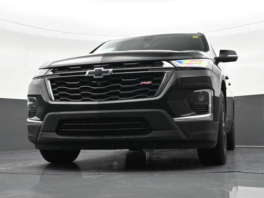 Used 2023 Chevrolet Traverse RS FWD image 31