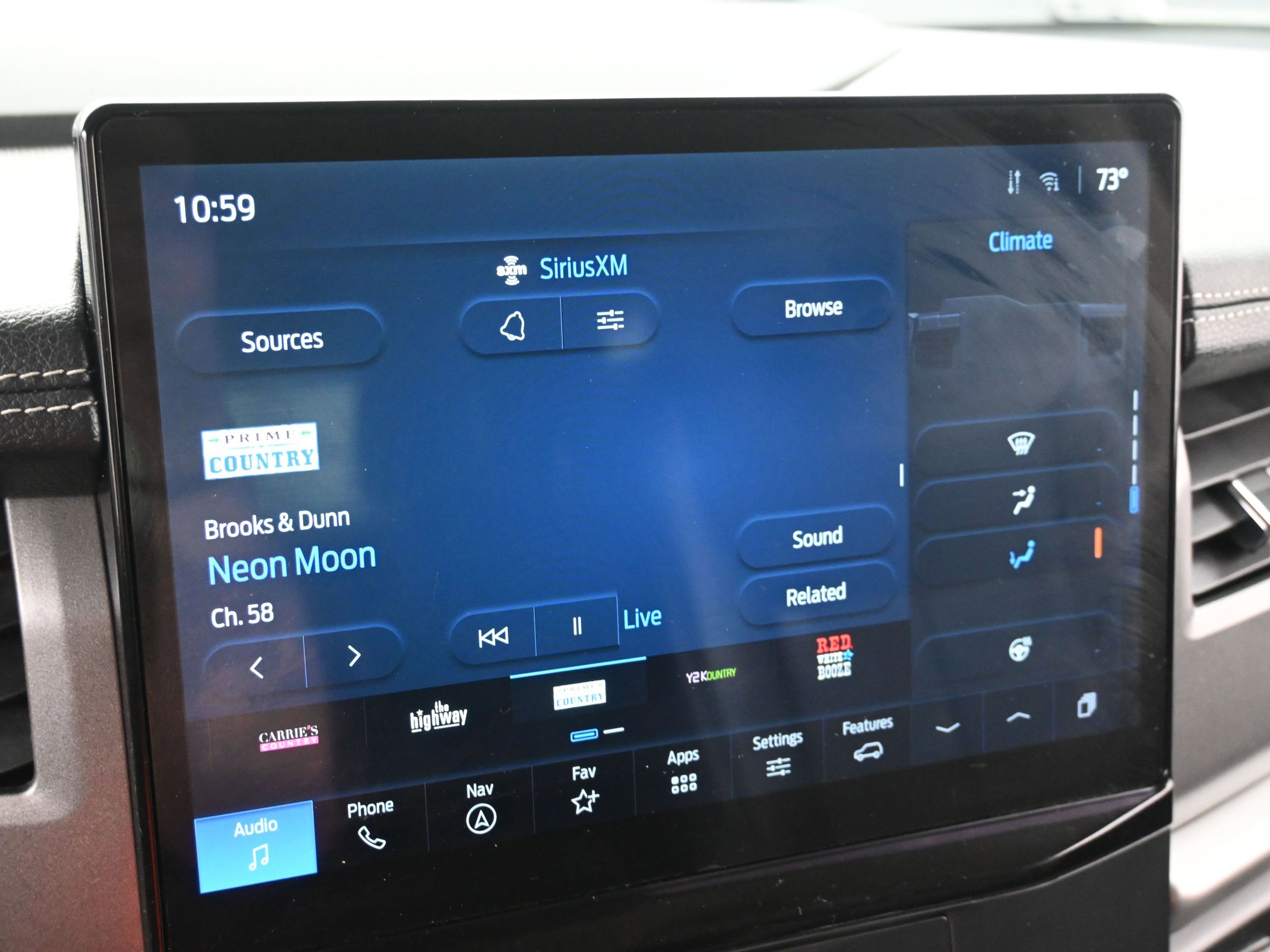 Certified 2022 Ford Expedition XLT image 17