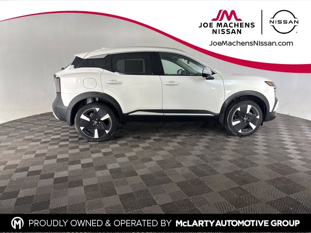 Certified 2025 Nissan Kicks SR image 5