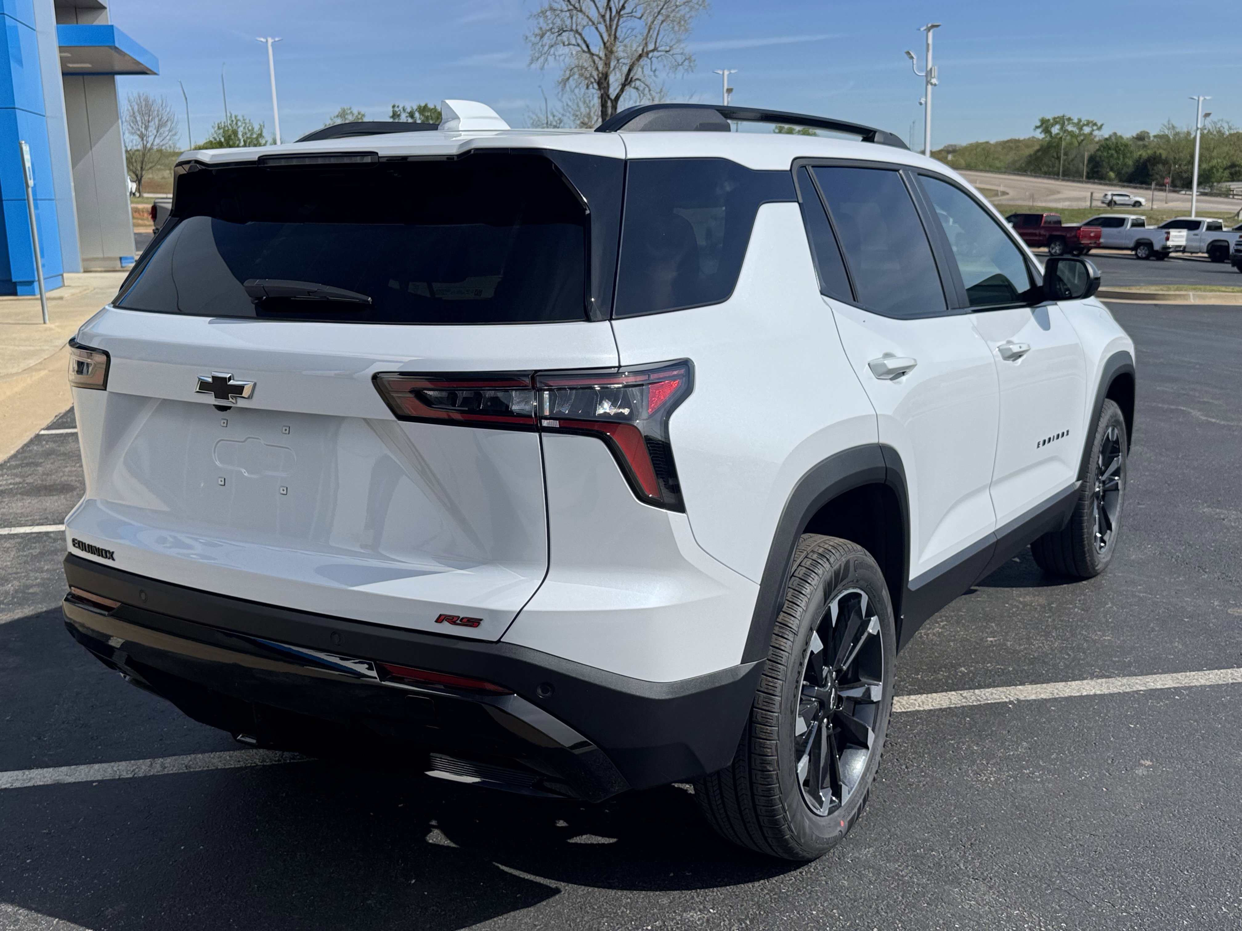 New 2026 Chevrolet Equinox RS image 4