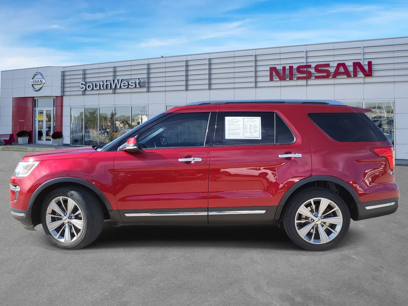 Used 2018 Ford Explorer Limited image 9