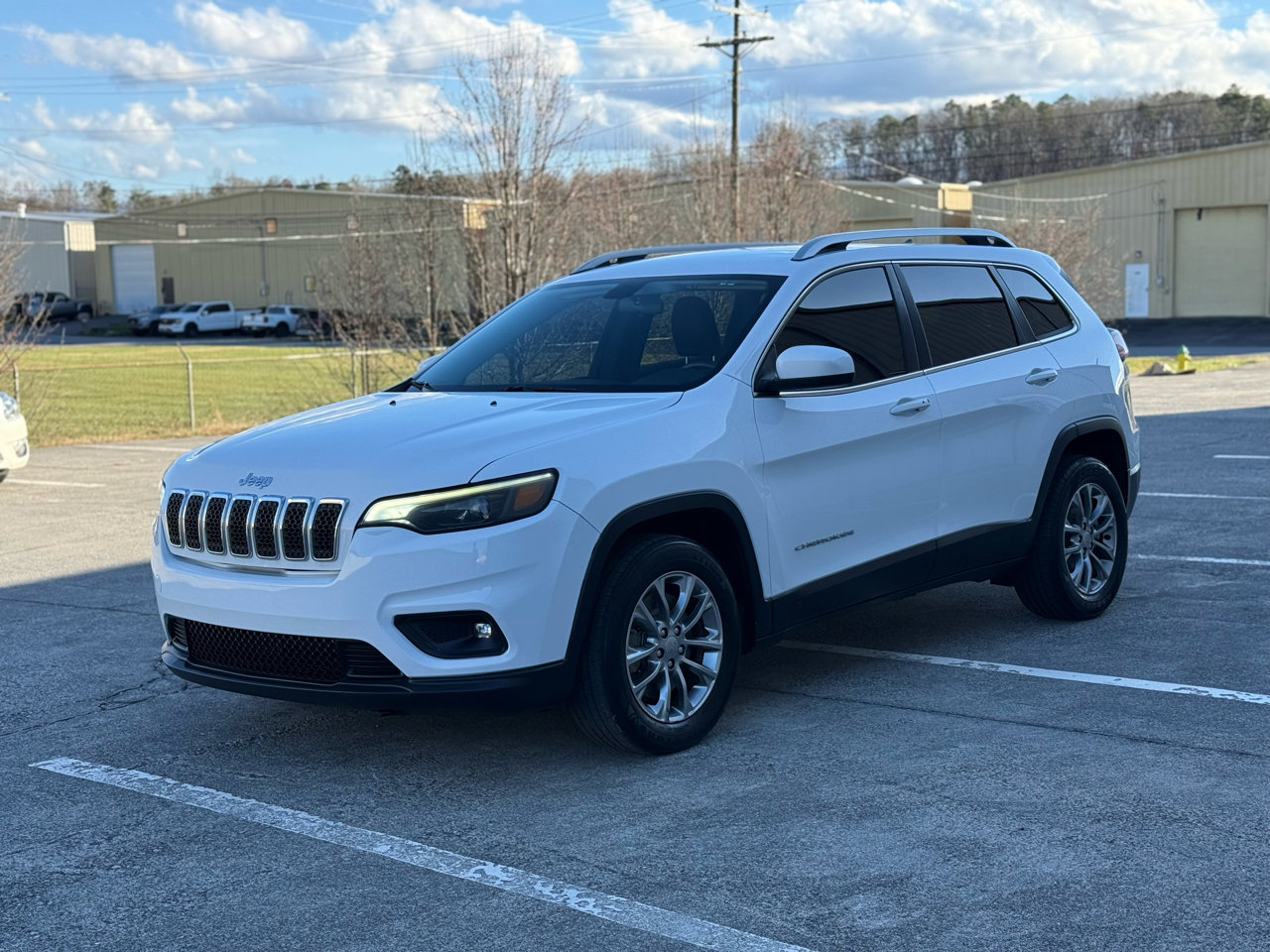 Used 2019 Jeep Cherokee Latitude Plus image 8