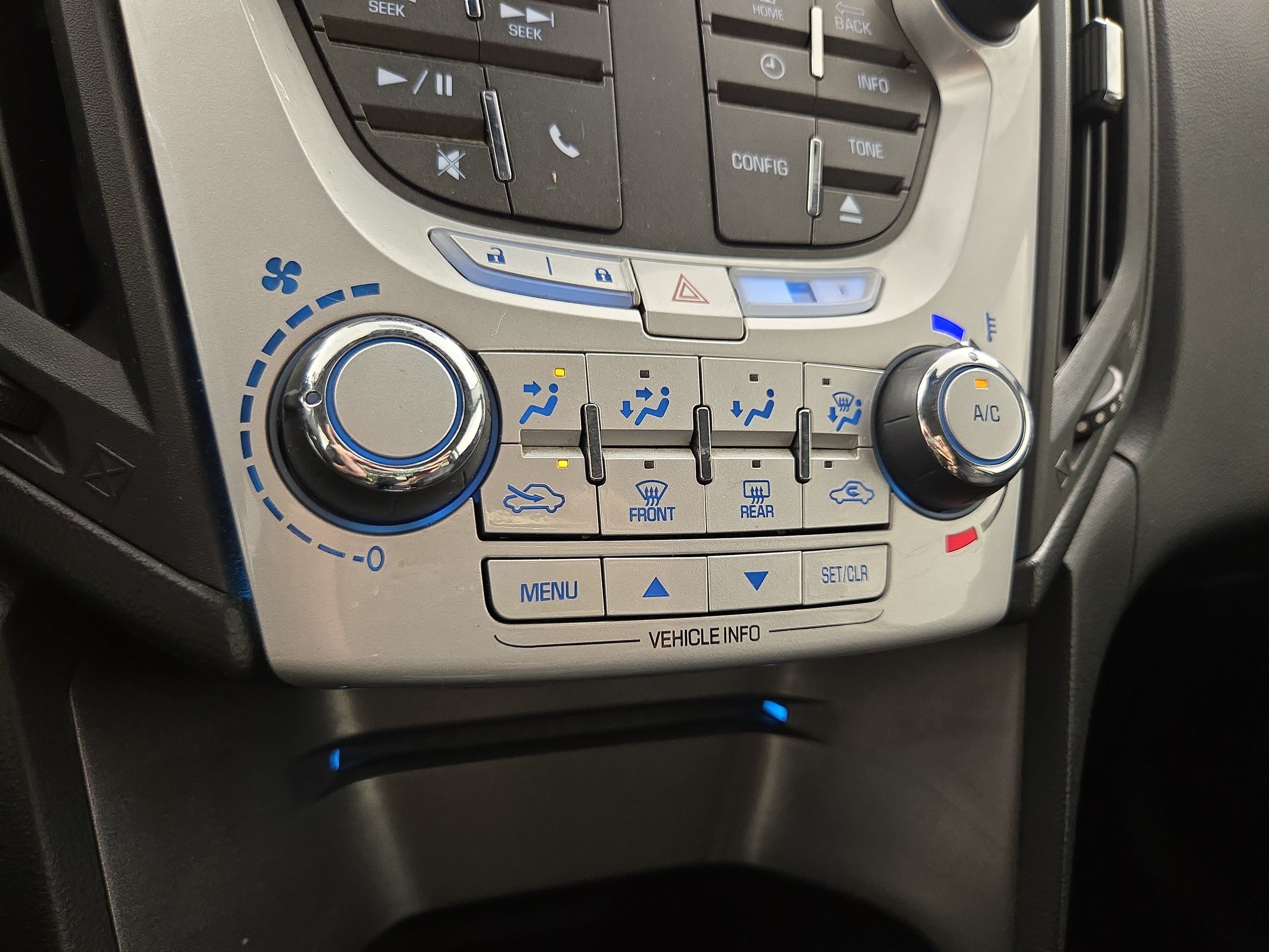 Used 2012 Chevrolet Equinox LT w/ All-Star Package FWD image 24