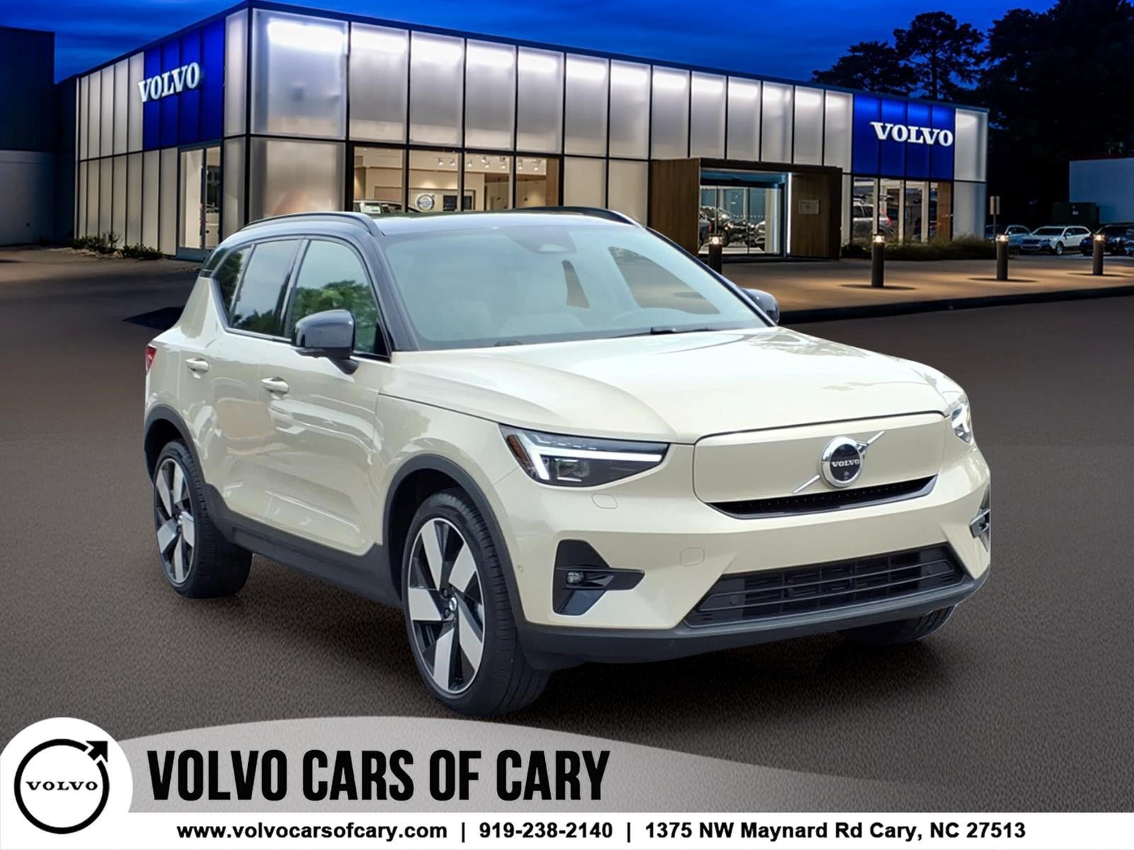 Certified 2025 Volvo EX40 Ultra