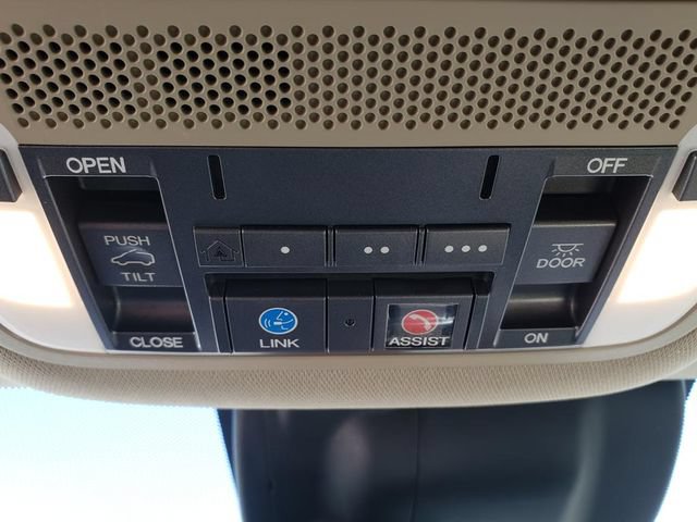 Used 2017 Acura MDX w/ Technology Package AWD/4WD image 32