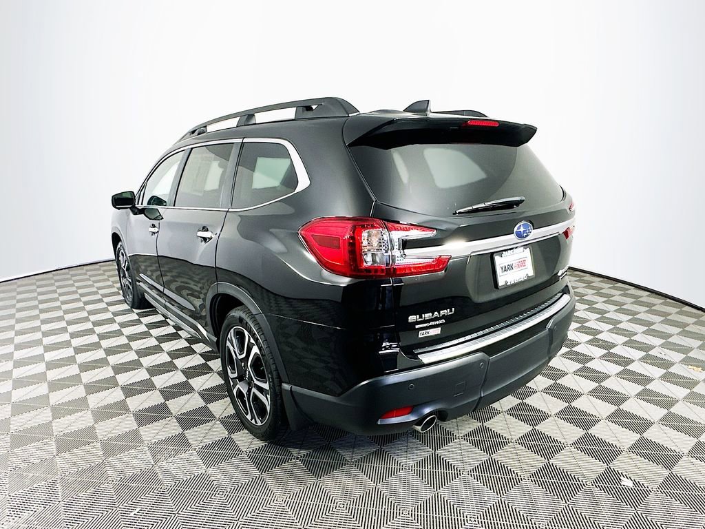 Used 2023 Subaru Ascent Touring AWD/4WD image 7