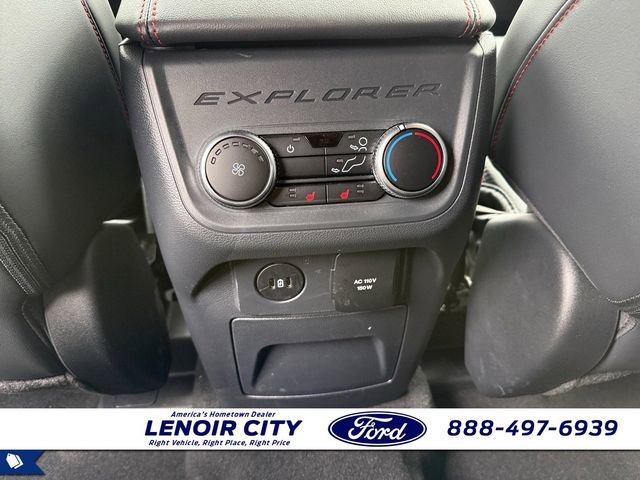 Used 2026 Ford Explorer ST-Line w/ ST-Line Street Pack image 14
